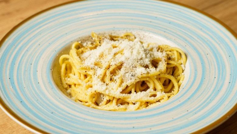 Reteta paste Caccio e pepe – reteta originala italiana simpla si cremoasa